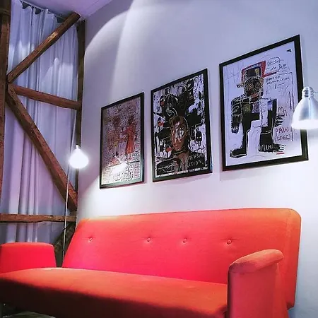 Apartment In Bica